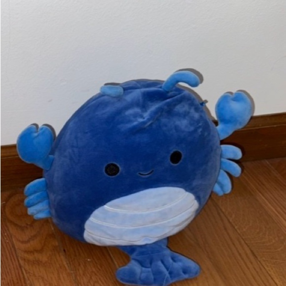 Squishmellow Blue Whale Plush Toy - Picture 3 of 3